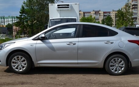Hyundai Solaris II рестайлинг, 2018 год, 880 000 рублей, 8 фотография