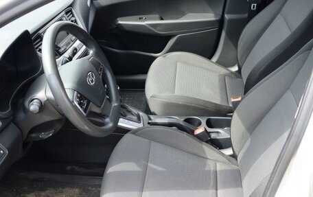 Hyundai Solaris II рестайлинг, 2018 год, 880 000 рублей, 10 фотография