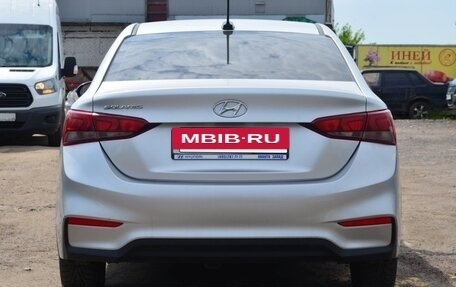 Hyundai Solaris II рестайлинг, 2018 год, 880 000 рублей, 4 фотография