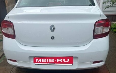 Renault Logan II, 2015 год, 570 000 рублей, 2 фотография