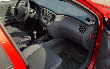KIA Rio II, 2005 год, 700 000 рублей, 6 фотография
