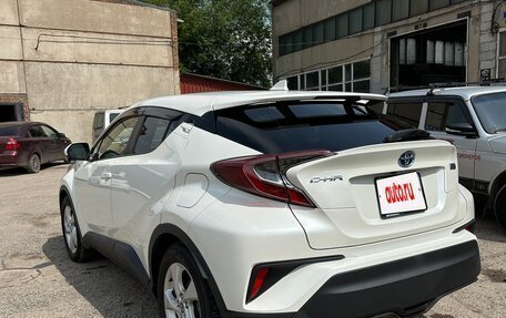 Toyota C-HR I рестайлинг, 2019 год, 1 900 000 рублей, 6 фотография