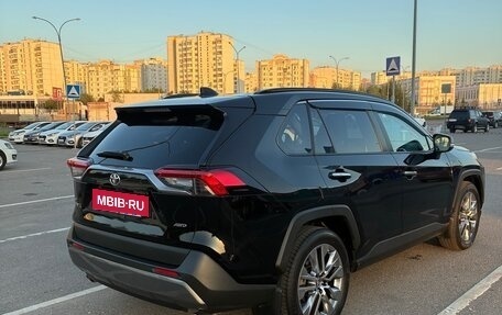 Toyota RAV4, 2019 год, 3 500 000 рублей, 3 фотография