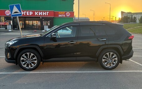 Toyota RAV4, 2019 год, 3 500 000 рублей, 5 фотография