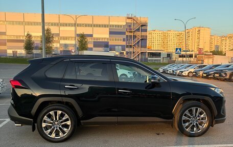 Toyota RAV4, 2019 год, 3 500 000 рублей, 6 фотография