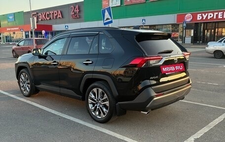 Toyota RAV4, 2019 год, 3 500 000 рублей, 7 фотография