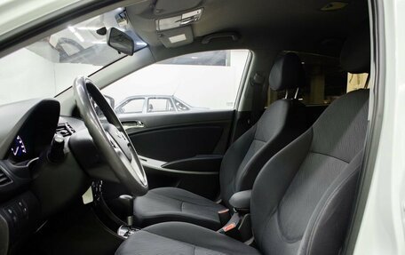 Hyundai Solaris II рестайлинг, 2011 год, 750 000 рублей, 11 фотография