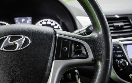 Hyundai Solaris II рестайлинг, 2011 год, 750 000 рублей, 16 фотография