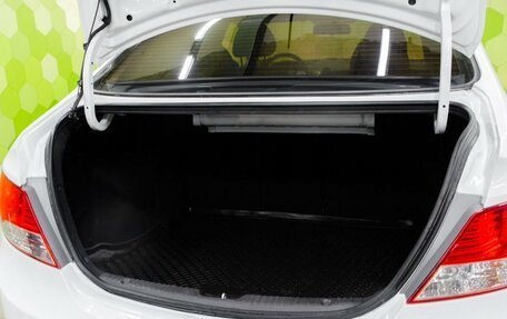 Hyundai Solaris II рестайлинг, 2011 год, 750 000 рублей, 23 фотография