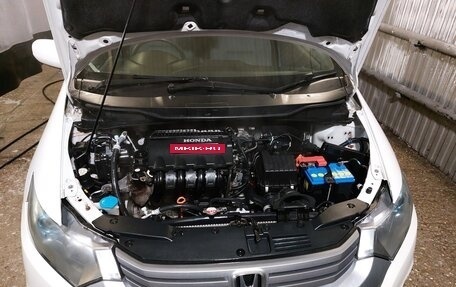 Honda Insight II рестайлинг, 2010 год, 695 000 рублей, 4 фотография