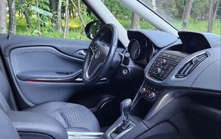 Opel Zafira C рестайлинг, 2013 год, 1 350 000 рублей, 7 фотография