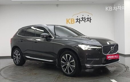 Volvo XC60 II, 2022 год, 4 240 010 рублей, 2 фотография