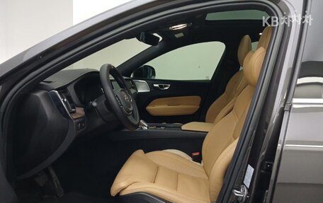 Volvo XC60 II, 2022 год, 4 240 010 рублей, 11 фотография