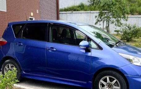 Toyota Ractis II, 2010 год, 550 000 рублей, 3 фотография