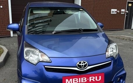 Toyota Ractis II, 2010 год, 550 000 рублей, 2 фотография