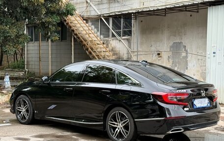 Honda Accord IX рестайлинг, 2022 год, 1 820 000 рублей, 5 фотография