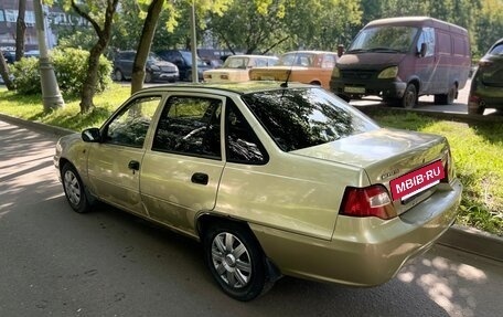 Daewoo Nexia I рестайлинг, 2010 год, 135 000 рублей, 3 фотография