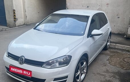 Volkswagen Golf VII, 2013 год, 1 050 000 рублей, 2 фотография