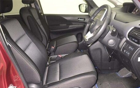 Nissan Serena IV, 2021 год, 1 750 000 рублей, 5 фотография