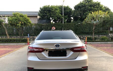 Toyota Camry, 2021 год, 2 280 000 рублей, 6 фотография