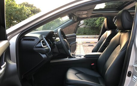 Toyota Camry, 2021 год, 2 280 000 рублей, 11 фотография