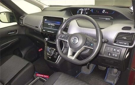 Nissan Serena IV, 2021 год, 1 750 000 рублей, 3 фотография