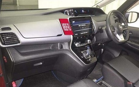 Nissan Serena IV, 2021 год, 1 750 000 рублей, 4 фотография