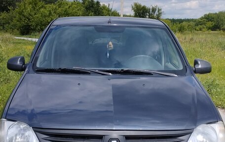 Renault Logan I, 2006 год, 260 000 рублей, 2 фотография