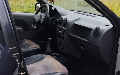 Renault Logan I, 2006 год, 260 000 рублей, 8 фотография