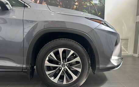 Lexus RX IV рестайлинг, 2020 год, 4 695 000 рублей, 6 фотография