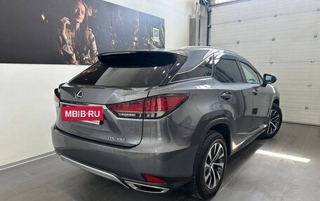 Lexus RX IV рестайлинг, 2020 год, 4 695 000 рублей, 3 фотография