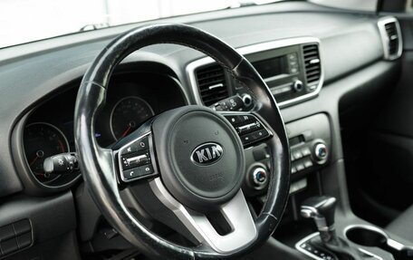 KIA Sportage IV рестайлинг, 2019 год, 2 000 000 рублей, 11 фотография