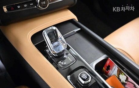 Volvo XC90 II рестайлинг, 2022 год, 5 185 010 рублей, 9 фотография