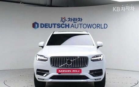 Volvo XC90 II рестайлинг, 2022 год, 5 185 010 рублей, 3 фотография