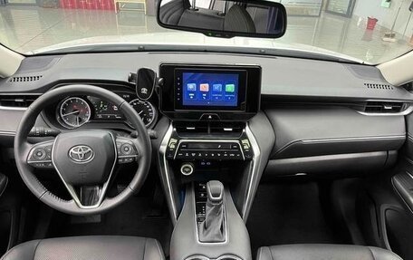 Toyota Harrier, 2021 год, 2 843 000 рублей, 10 фотография