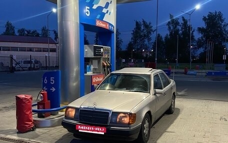 Mercedes-Benz E-Класс, 1992 год, 320 000 рублей, 2 фотография