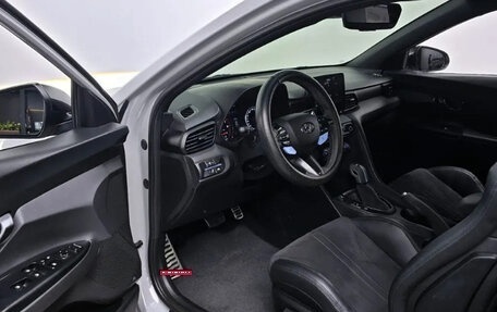 Hyundai Veloster II, 2020 год, 1 165 000 рублей, 9 фотография