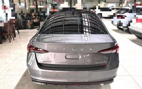 Skoda Octavia IV, 2021 год, 1 900 000 рублей, 5 фотография