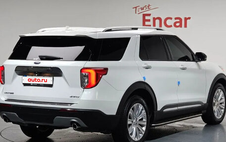 Ford Explorer VI, 2021 год, 2 865 000 рублей, 2 фотография