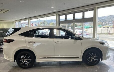 Toyota Harrier, 2020 год, 2 300 000 рублей, 4 фотография