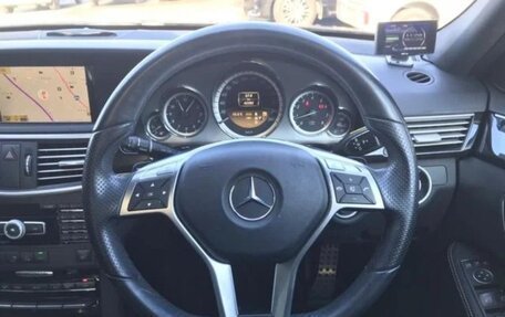 Mercedes-Benz E-Класс, 2011 год, 1 634 000 рублей, 12 фотография