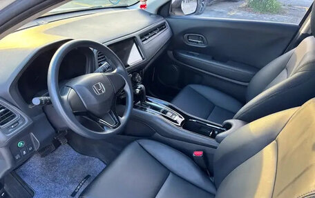Honda Vezel, 2022 год, 1 710 111 рублей, 4 фотография
