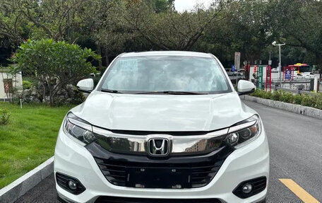 Honda Vezel, 2022 год, 1 710 111 рублей, 2 фотография