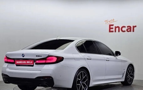 BMW 5 серия, 2022 год, 3 093 000 рублей, 2 фотография