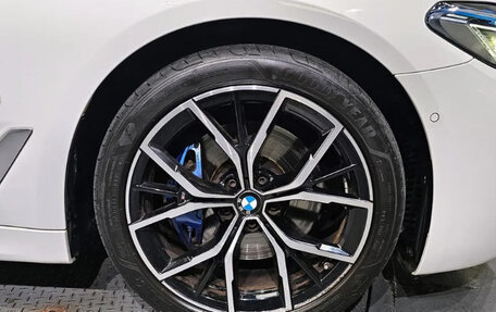 BMW 5 серия, 2022 год, 3 093 000 рублей, 13 фотография