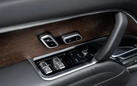 Land Rover Range Rover IV рестайлинг, 2022 год, 10 405 751 рублей, 28 фотография