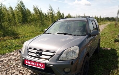 Honda CR-V II рестайлинг, 2005 год, 840 000 рублей, 2 фотография