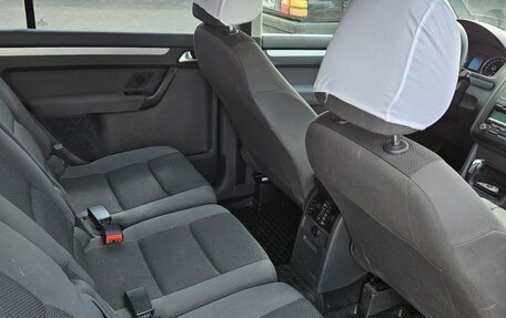 Volkswagen Touran III, 2010 год, 970 000 рублей, 15 фотография