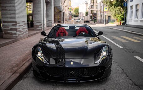 Ferrari 812, 2021 год, 68 500 000 рублей, 13 фотография