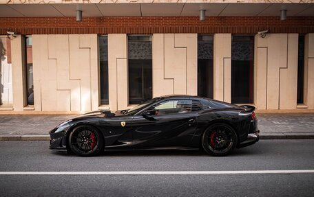 Ferrari 812, 2021 год, 68 500 000 рублей, 7 фотография